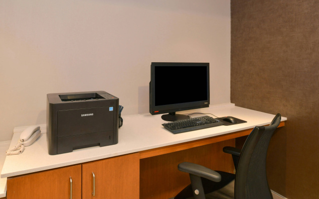 photo 2 of SpringHill Suites by Marriott Durham Chapel Hill