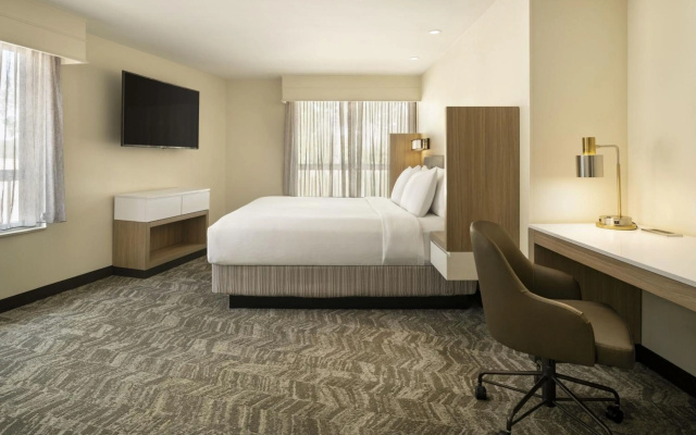 photo 4 of SpringHill Suites by Marriott Fort Worth University