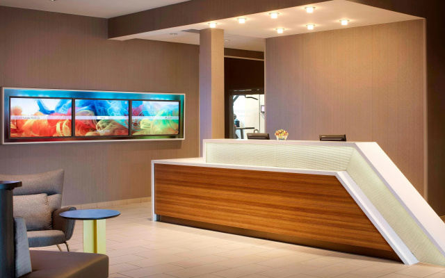 photo 2 of SpringHill Suites by Marriott Indianapolis Downtown