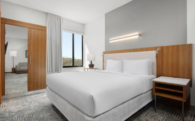 photo 4 of SpringHill Suites Irvine John Wayne Airport/Orange County