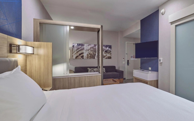 photo 4 of Springhill Suites By Marriott Medford Airport