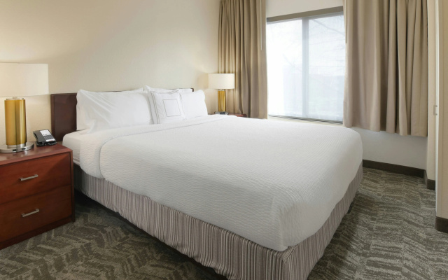 photo 5 of SpringHill Suites by Marriott Dallas Addison/Quorum Drive