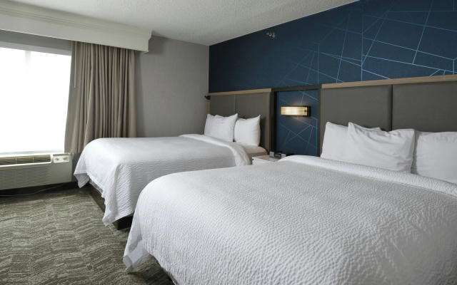 photo 4 of SpringHill Suites Des Moines West