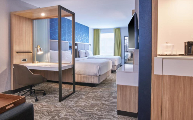 photo 2 of SpringHill Suites Detroit Dearborn