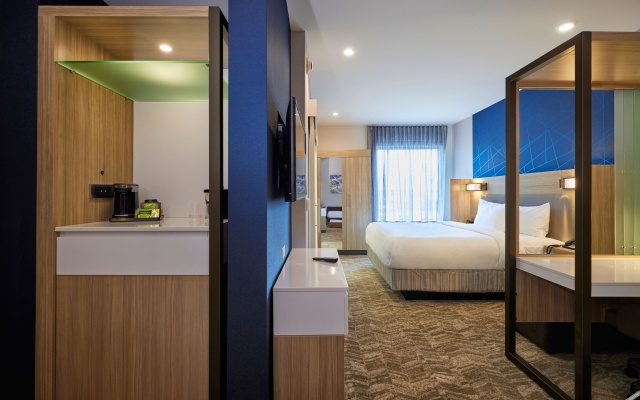 photo 2 of SpringHill Suites Medford Airport