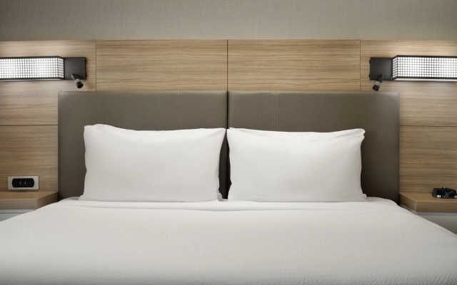 photo 5 of SpringHill Suites Minneapolis-St Paul Airpt/Mall of America