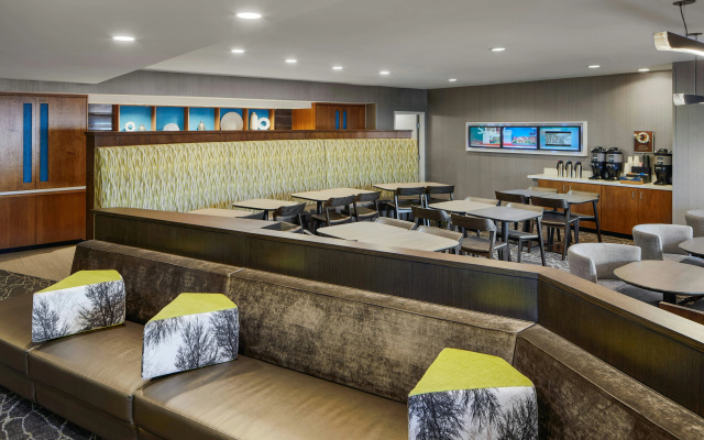 photo 2 of SpringHill Suites Tempe at Arizona Mills Mall