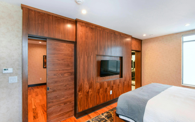 photo 4 of SpringHill Suites® by Marriott® Wilmington Wrightsville Beach