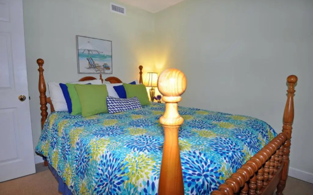 photo 3 of Springs Towers 402 3Br