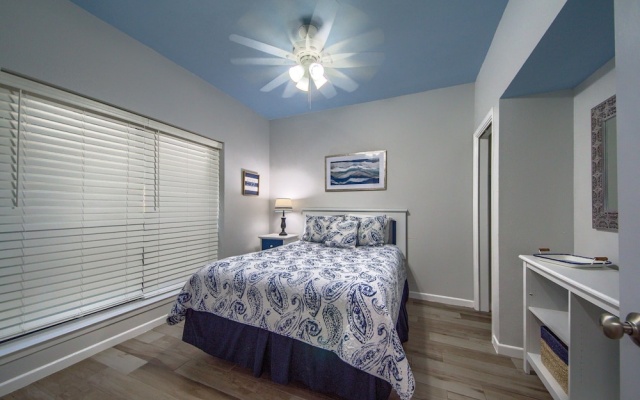 photo 5 of Spritzen Haus Cw C107 3 Bedroom Condo by RedAwning
