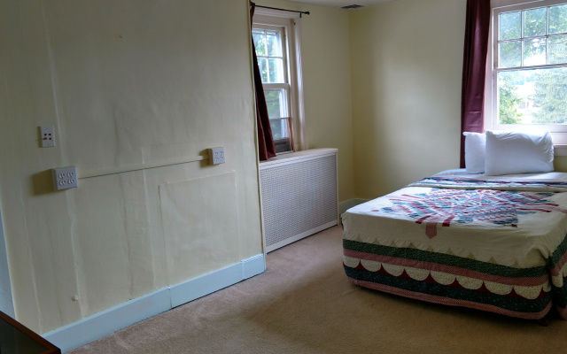 photo 2 of Spruce Lane Lodge and Cottages