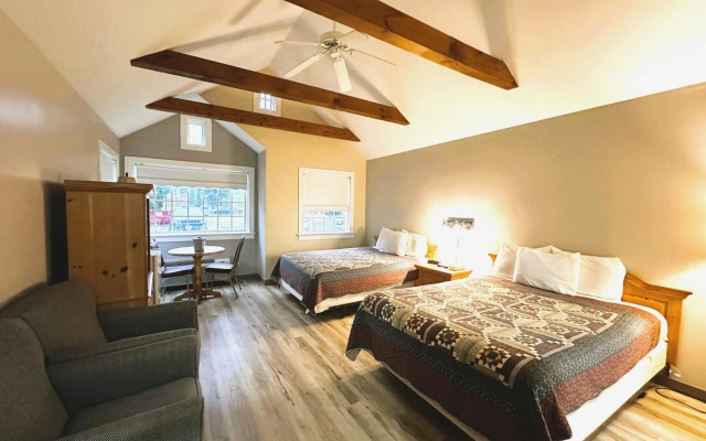 photo 5 of Spruce Lane Lodge and Cottages