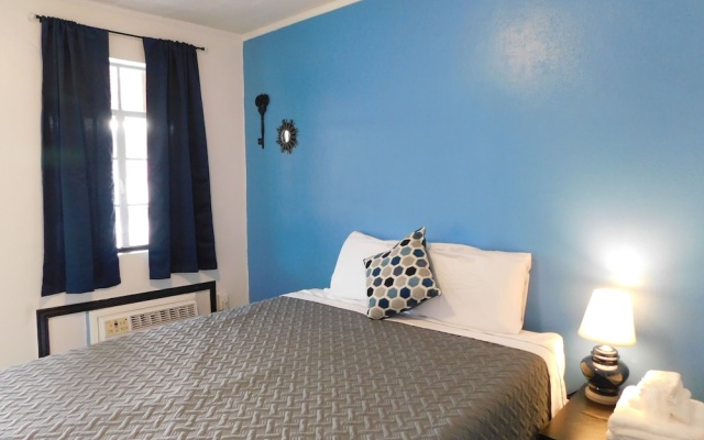photo 2 of Spruce Pine Inn