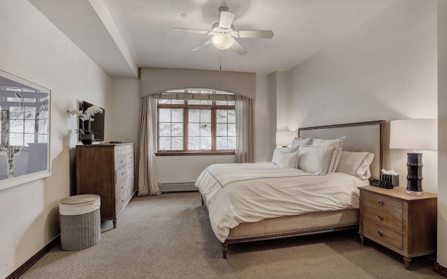 photo 5 of St. James Place PL7 - 3 Br Condo