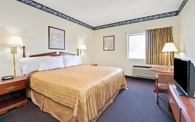 photo 5 of St. Louis Travelodge