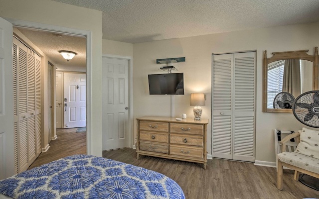 photo 3 of St Pete Condo w/ Heated Pool - 3 Miles to Beach!