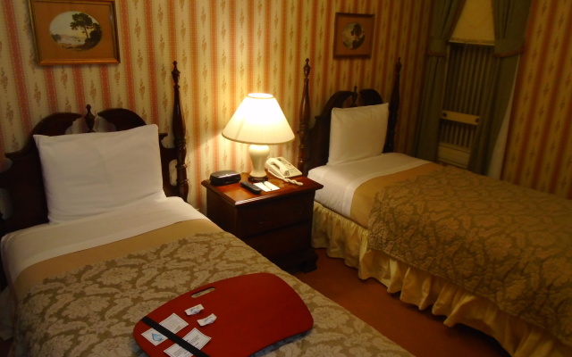 photo 4 of Stanyan Park Hotel