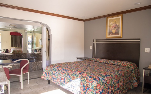 photo 5 of Star Light Inn