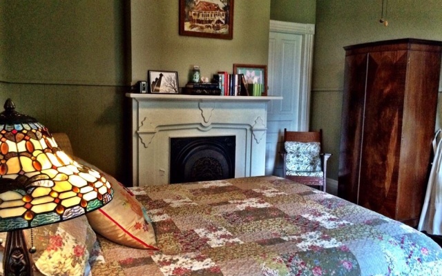 photo 5 of Starling's