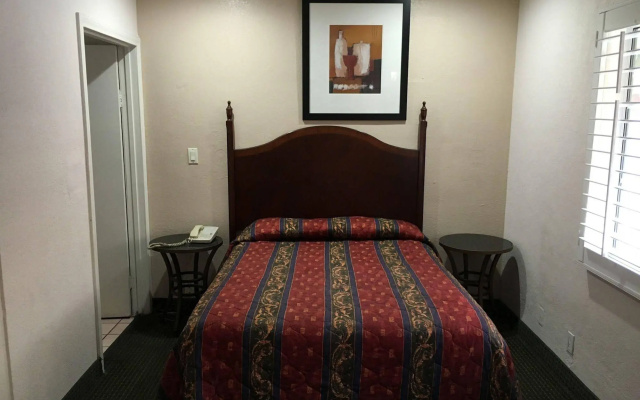 photo 4 of Starlite Motel