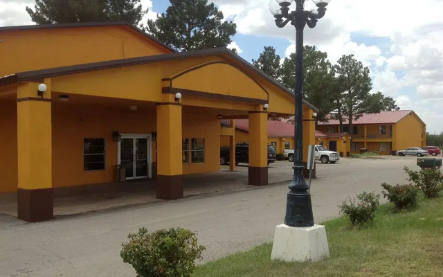 photo 4 of Stay Express Inn And Suites - Sweetwater Tx