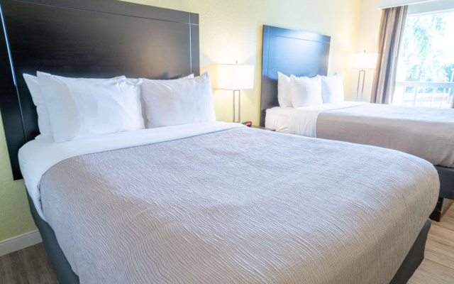 photo 5 of Quality Inn Palm Beach International Airport