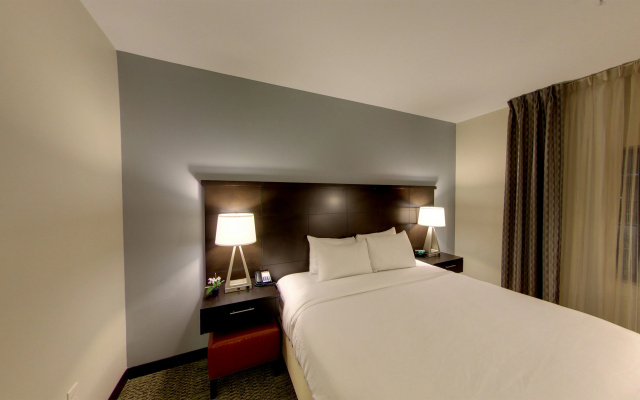 photo 4 of Staybridge Suites Ann Arbor- Univ of Michigan by IHG