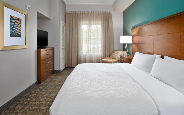 photo 3 of Staybridge Suites Auburn Hills by IHG