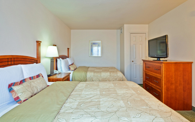 photo 2 of Staybridge Suites Chicago - Glenview by IHG