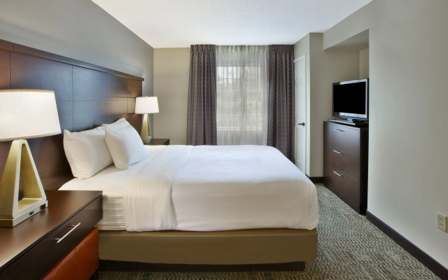 photo 4 of Staybridge Suites Cleveland Mayfield Heights Beachwood by IHG