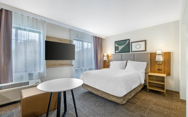photo 5 of Staybridge Suites East Stroudsburg - Poconos by IHG