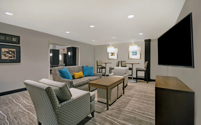 photo 4 of Staybridge Suites Sterling Heights - Detroit by IHG