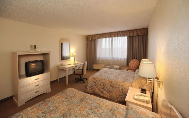 photo 2 of Sterling Hotel Dallas