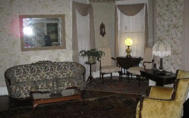 photo 2 of Stonegate Bed and Breakfast