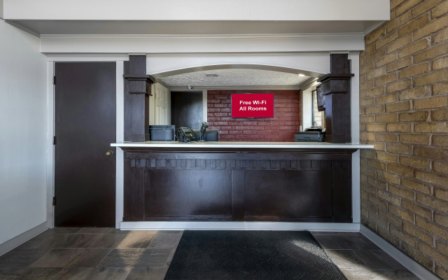 photo 2 of Red Roof Inn Monroe