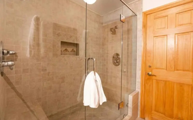 photo 5 of Strawberry Park Condo Located at Ski Area by RedAwning