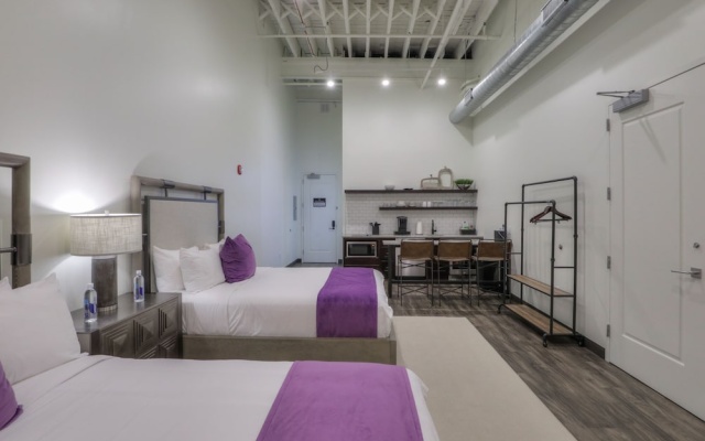 photo 5 of Studio 154 Luxury Hotel
