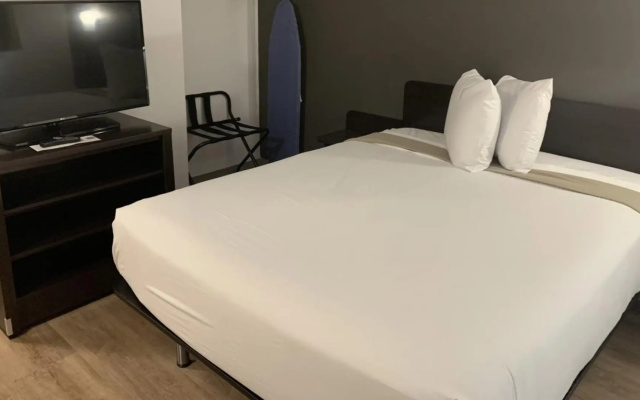photo 3 of Studio 6 Extended Stay - Hampton, VA - Langley AFB Area