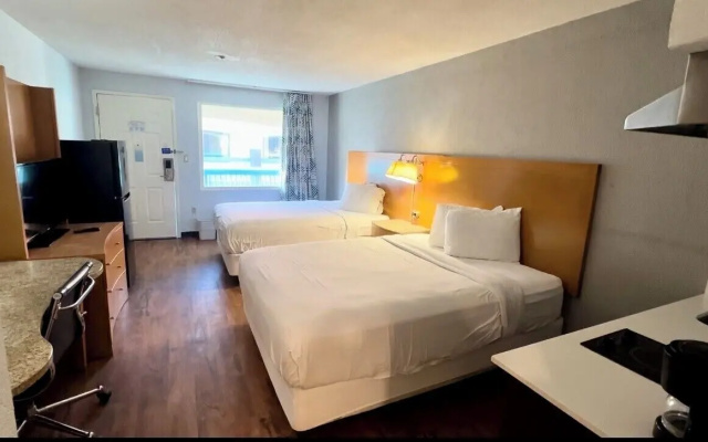 photo 5 of Studio 6 Extended Stay - Savannah, GA - Gateway & I-95