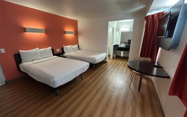 photo 2 of Studio 6 Suites - Riverside, Ca