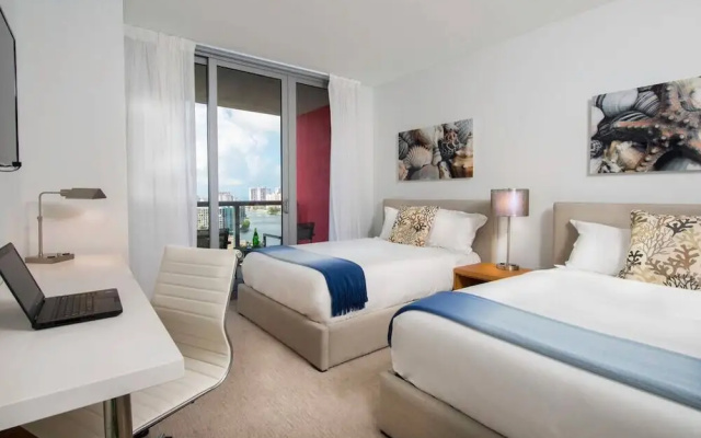 photo 4 of Stunning 2 Bedroom Bay Front Apt w/ Breathless View Miami 1909