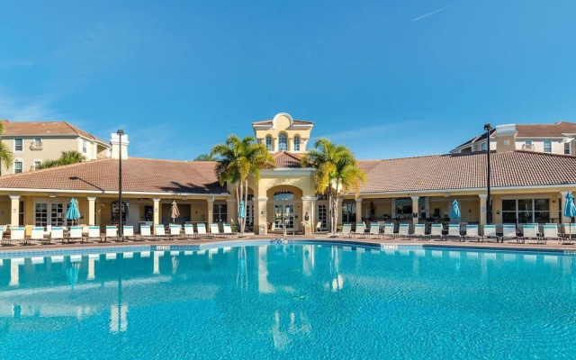 photo 5 of Stunning 3 Bed 2 Bath Condo Located in the Fabulous Vista Cay