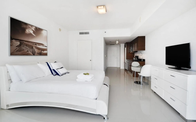 photo 2 of Stunning Studio in Brickell by Sonder