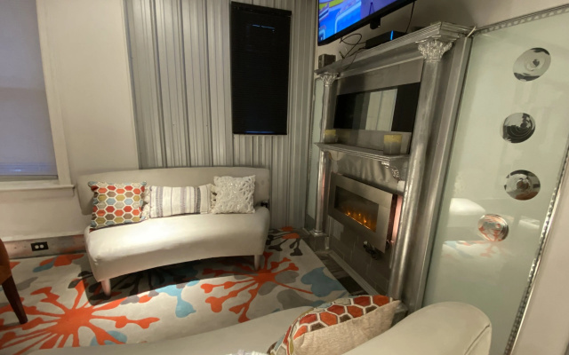photo 5 of Stylish 4 bedroom home near Philadelphia