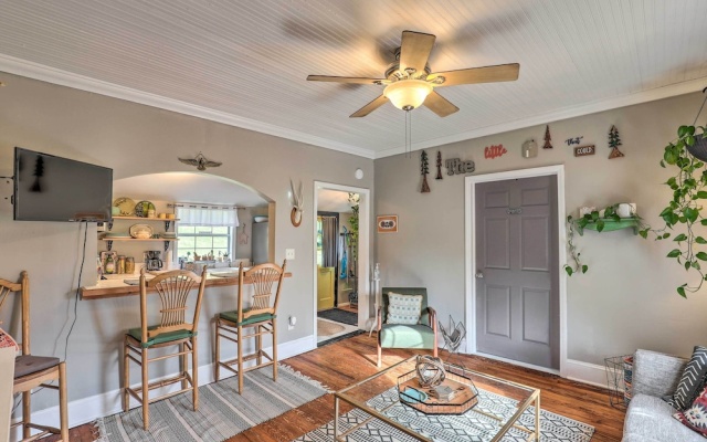 photo 3 of Stylish Woodfin Home w/ Backyard & Fire Pit