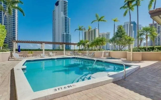 photo 2 of Beautiful Asian Retreat 2bd/2bth Apt. min to Beach