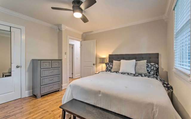 photo 2 of Stylish Wilmington Home, 2 Mi to Riverwalk!