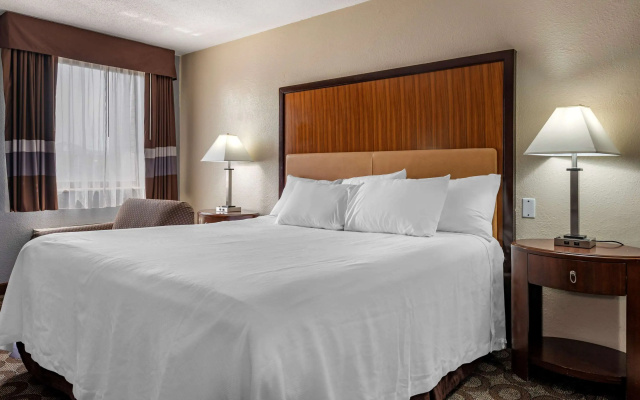 photo 4 of Suburban Extended Stay Hotel