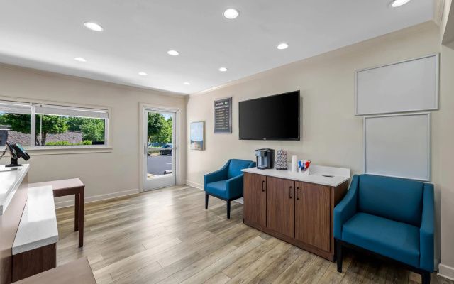 photo 5 of Suburban Extended Stay Hotel Charlotte-Ballantyne