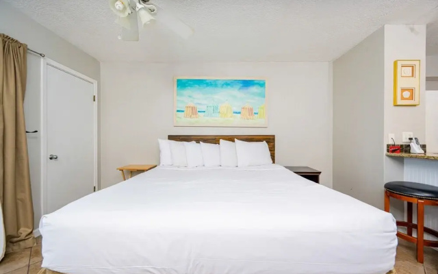 photo 3 of Sugar Beach 177 1 Bedroom Condo
